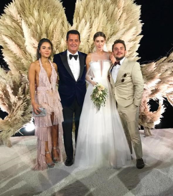 acun ilicali ile seyma subasi fransa da