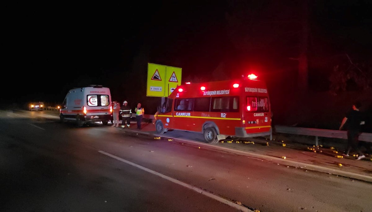 Adana'da 4 araç birbirine girdi: 1 ağır yaralı