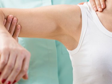 lenfodem her 4 meme kanseri hastasindan birinde gelisiyor