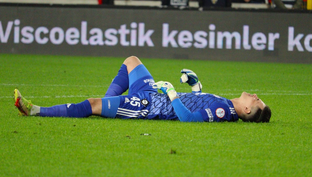 Altay, ligin en çok gol yiyen takımı oldu Altay, ligin en çok gol yiyen takımı oldu
