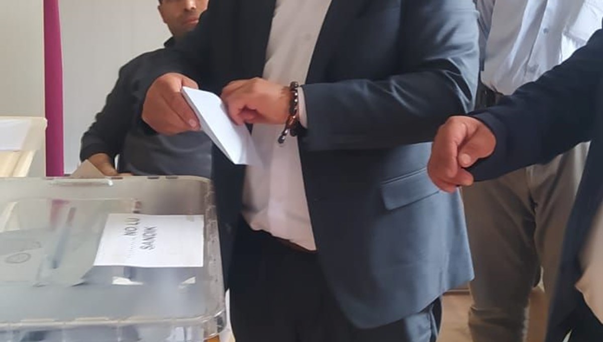 Sandıktan muhtarlık pusulaları çıkmayınca seçim iptal edildi Sandıktan muhtarlık pusulaları çıkmayınca seçim iptal edildi