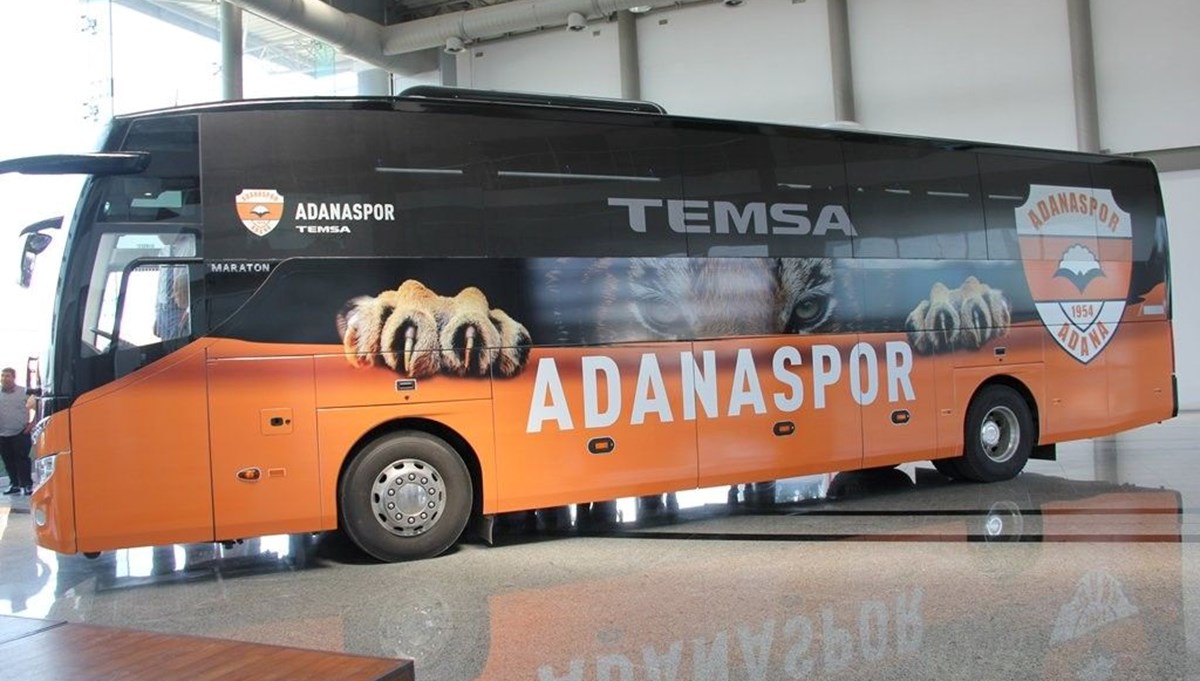 Adanaspor kulüp otobüsüne haciz Adanaspor kulüp otobüsüne haciz