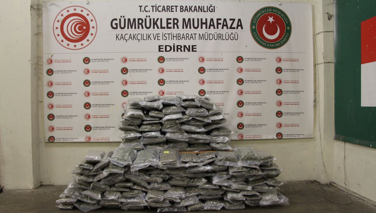 Gümrüklerde nisanda 445 kilogram uyuşturucu ele geçirildi Gümrüklerde nisanda 445 kilogram uyuşturucu ele geçirildi