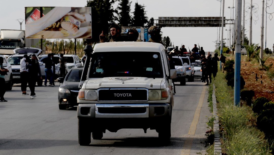PKK/YPG'li 250 terörist Halep'ten çekilmeye başladı