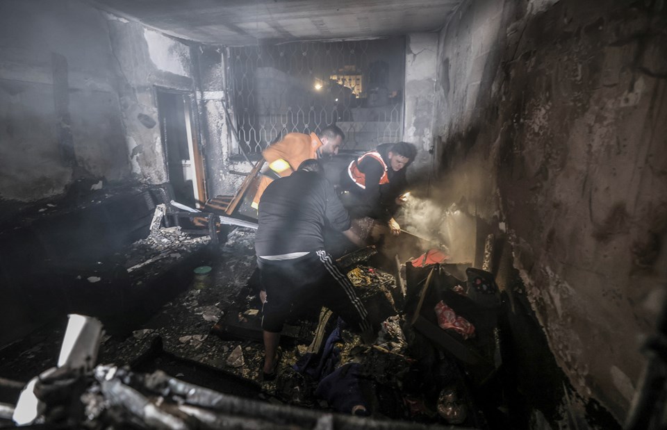Gazze'de yangın faciası: 21 kişi hayatını kaybetti - 1