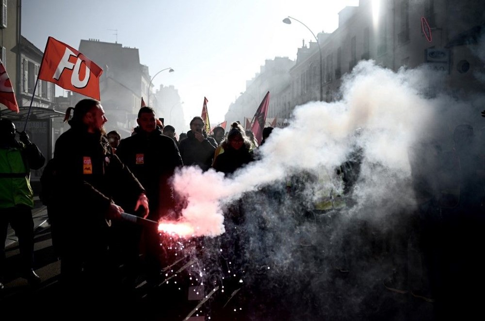 Fransa'da emeklilik reformu protestoları sürüyor - 1