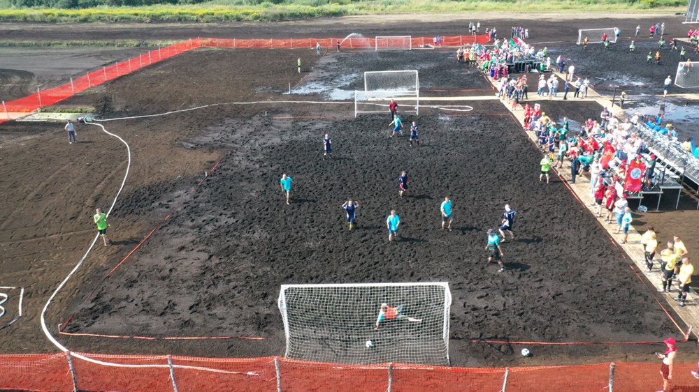 Beyaz Rusya'da bataklık futbol turnuvası - 1