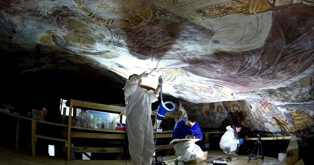 Sümela Manastırı'ndaki fresklerde tahribat oluştuğu iddiası - 7