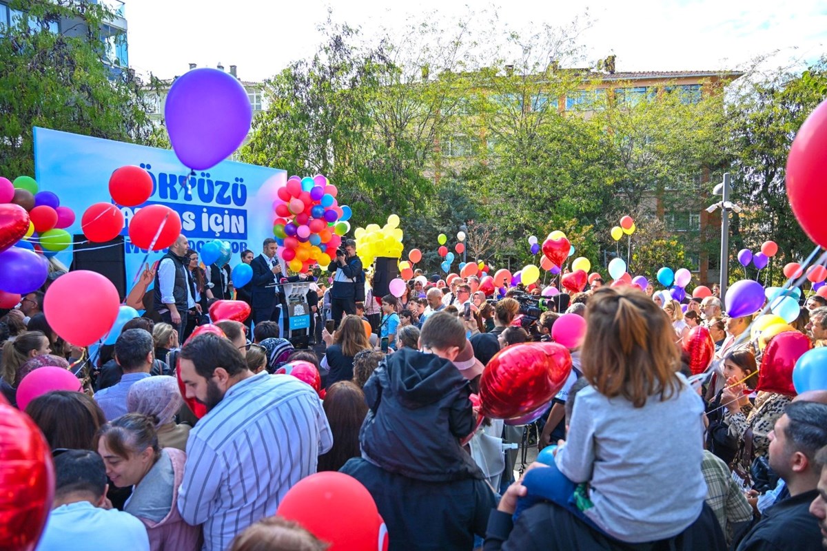 Balonlar bu kez Atlas için gökyüzüne bırakıldı