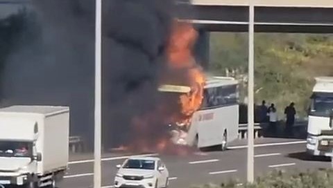 Sarıyer'de otobüs yangını