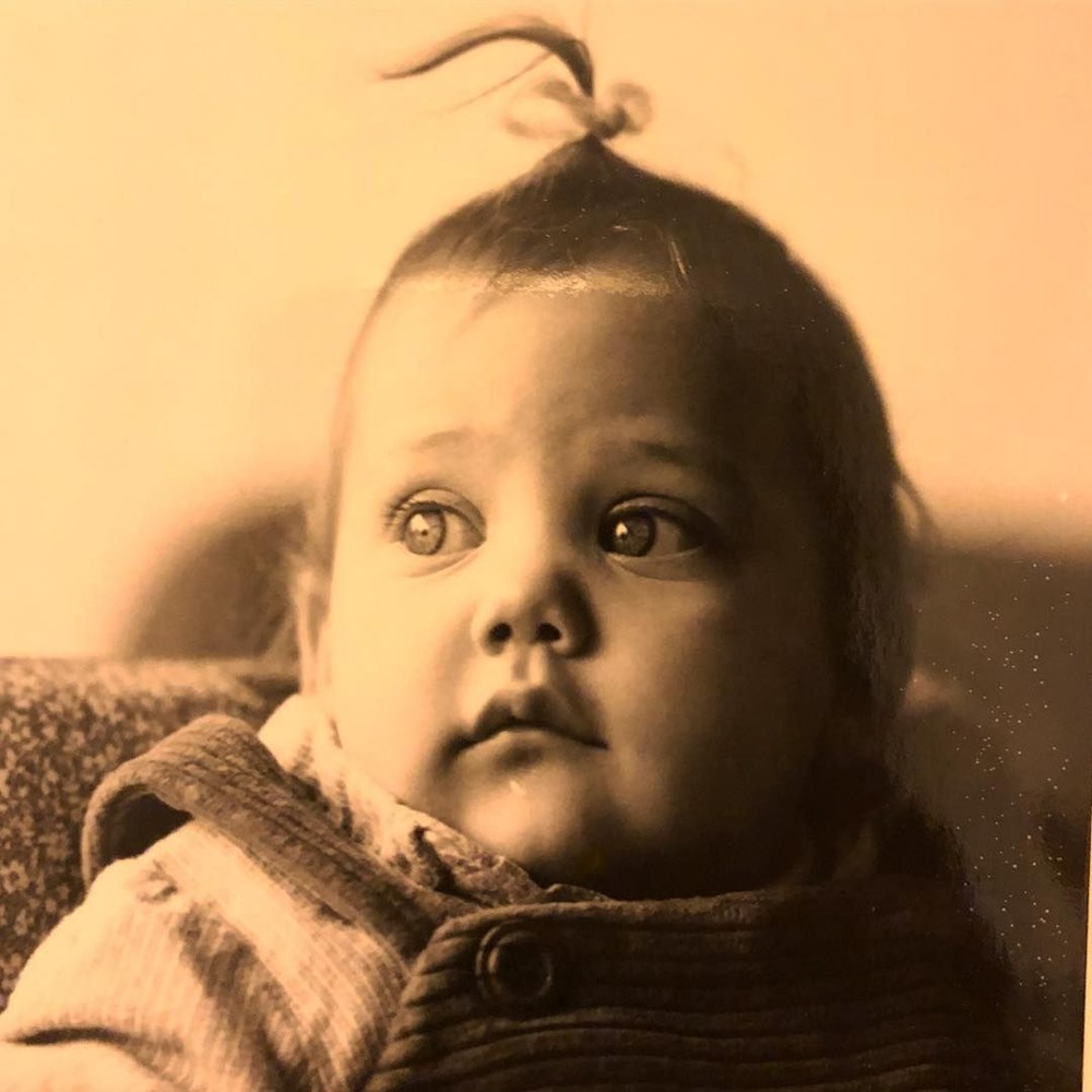 Ayşecan Tatari'den nostaljik kare: 5 sene önce bugün (Ünlülerin çocukluk ve gençlik halleri) - 449