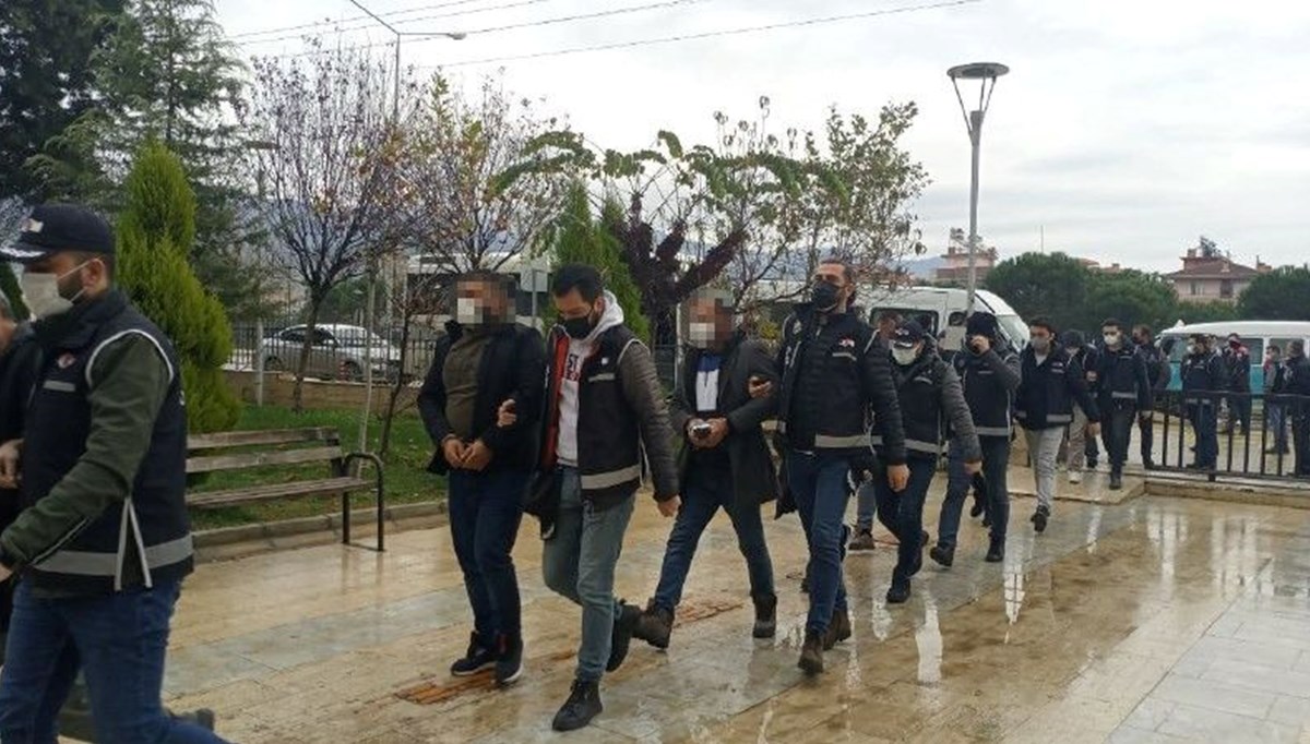 Tırpan operasyonunda İzmir'de 11 tutuklama