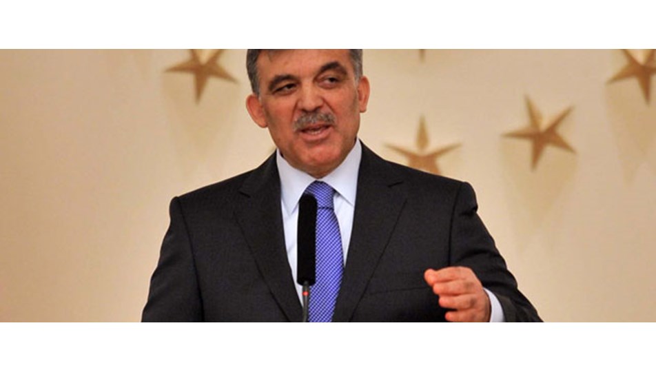 Gül: MİT'i suçlarken dikkatli olunsun