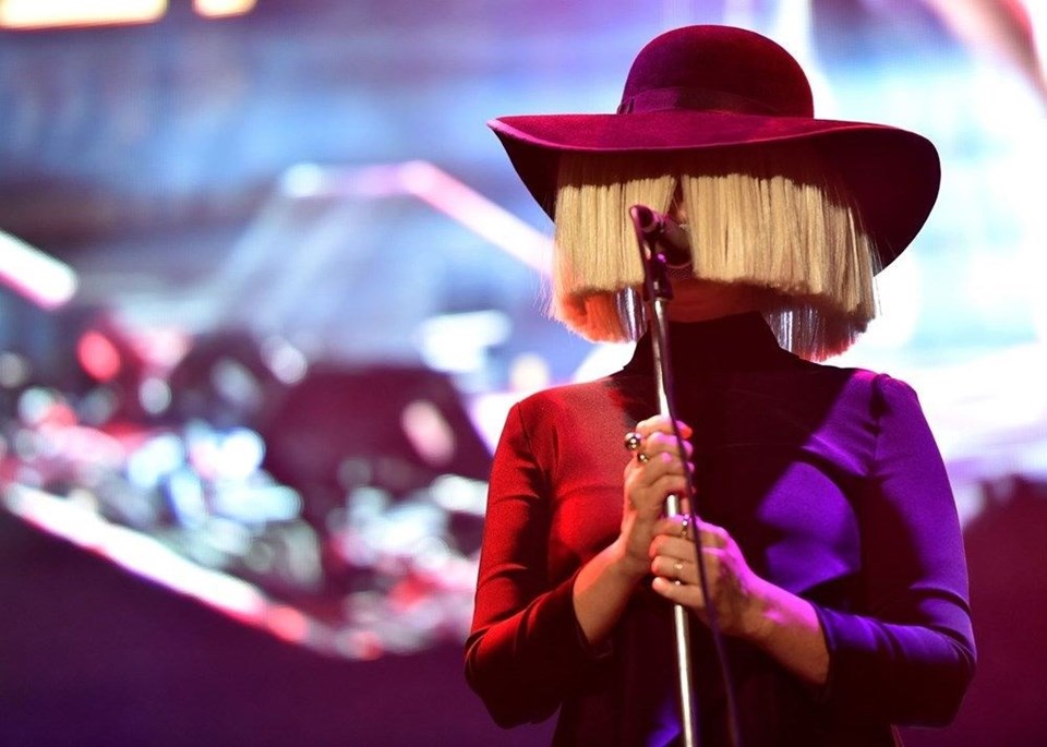 Sia'nın otizm hakkındaki filmi Music'in yasaklanması için 60 bini aşkın imza toplandı - 1