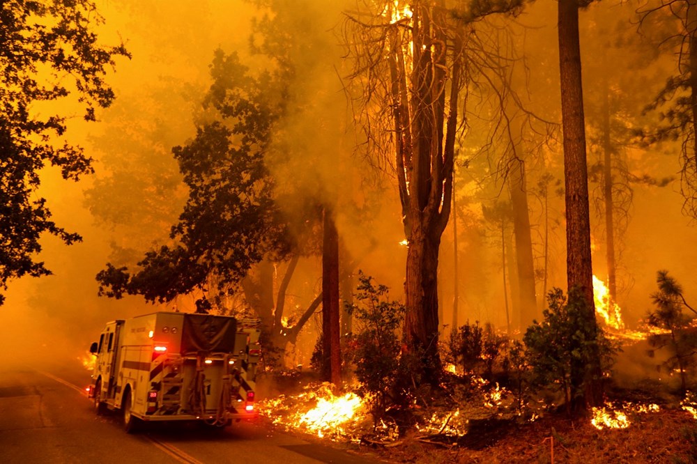 ABD'nin California eyaletindeki yangın kontrol altına alınamıyor - 3