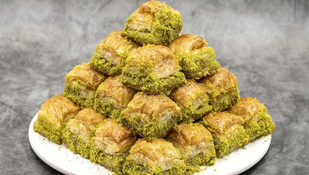 Baklavadan bakteri çıktı: Uzmanı 