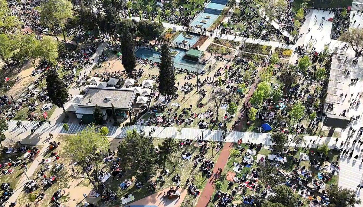 İstanbul'da deprem oldu, deprem çantası ve çadır fiyatları arttı