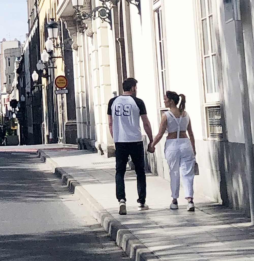 Jennifer Lopez ve Ben Affleck İspanya sokaklarında - 3