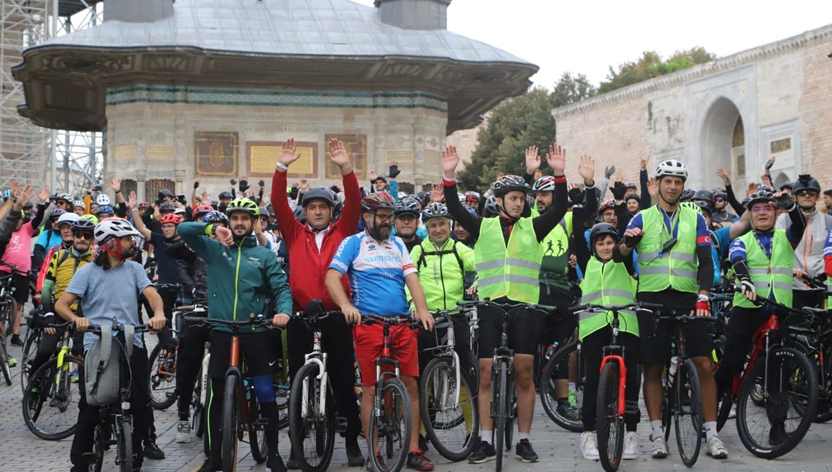 Bisikletliler Tarihi Yarımada’da pedal çevirdi