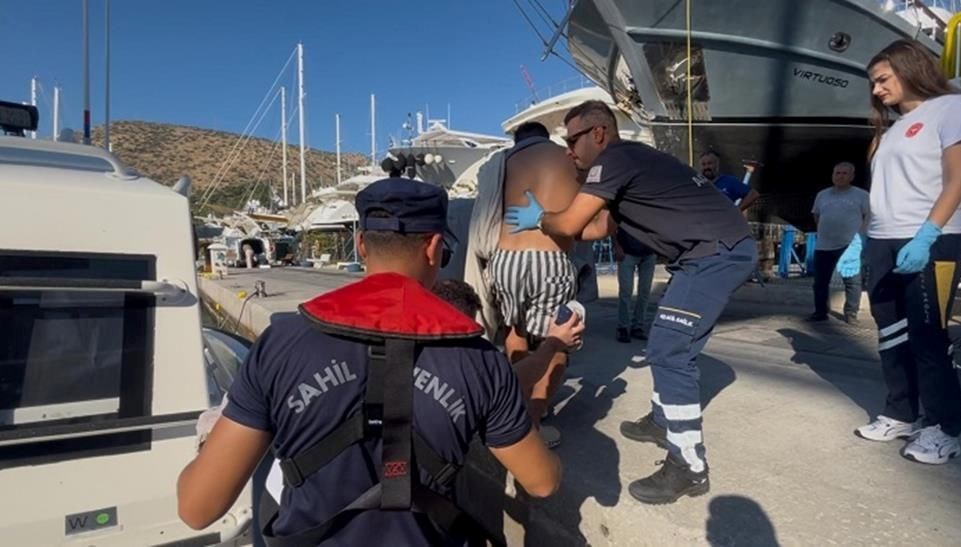 Bodrum'da tekneden tahliye operasyonu
