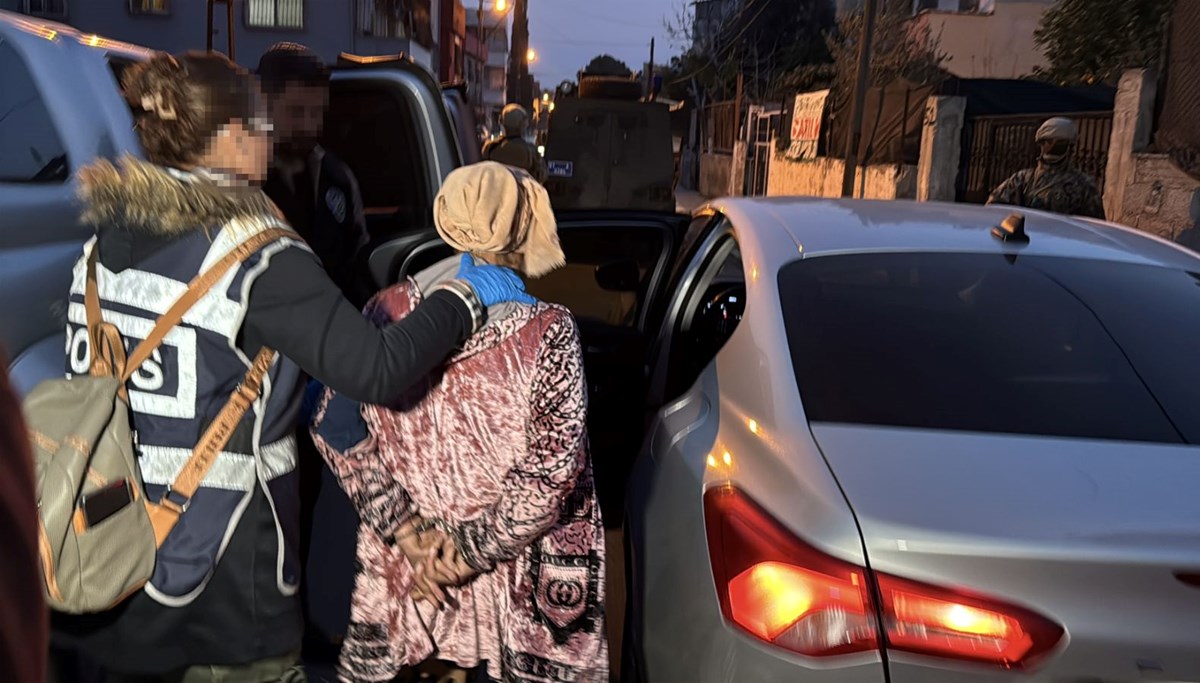 Uyuşturucu satıcılarına şafak baskını: 27 gözaltı