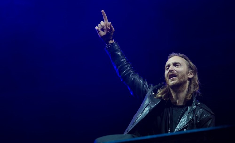 Дэвид гетта 7 сентября стамбул. Дэвид гетта 7 сентября стамбул. David guetta в молодости. Дэвид гетта 2007. Дэжвид гуета.