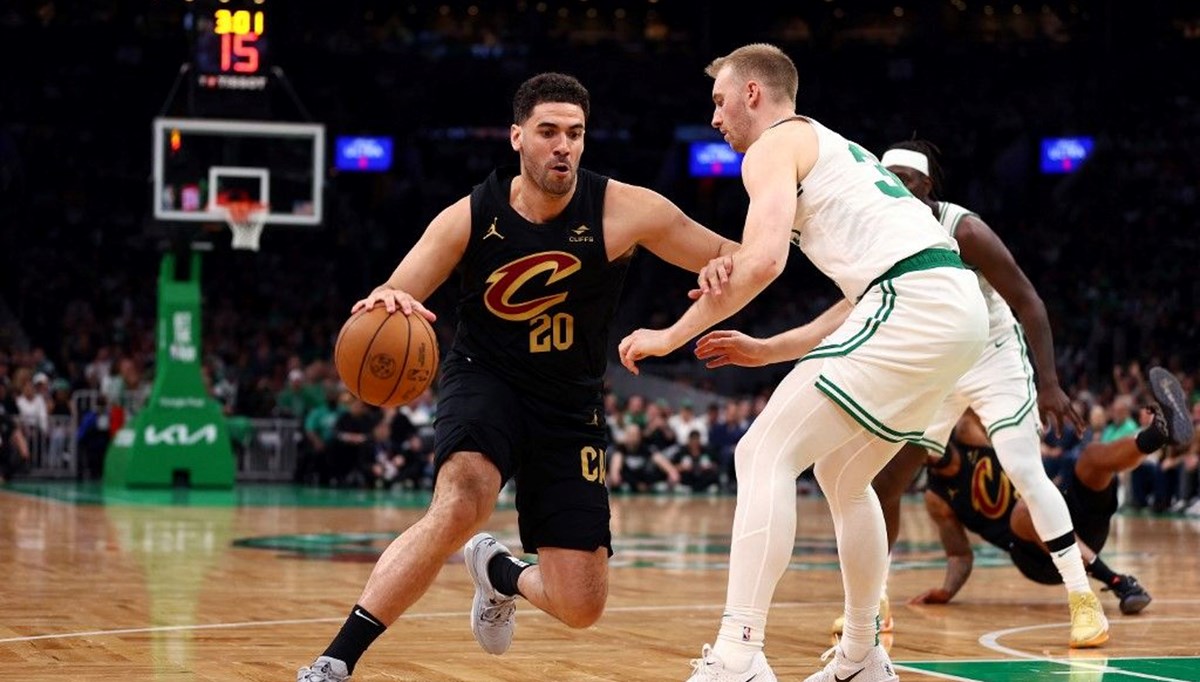 NBA'de Celtics ve Thunder, konferans yarı final serisinde 1-0 öne geçti NBA'de Celtics ve Thunder, konferans yarı final serisinde 1-0 öne geçti