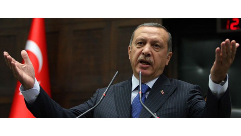 'Hocanız beddua etsin, amin deyin'