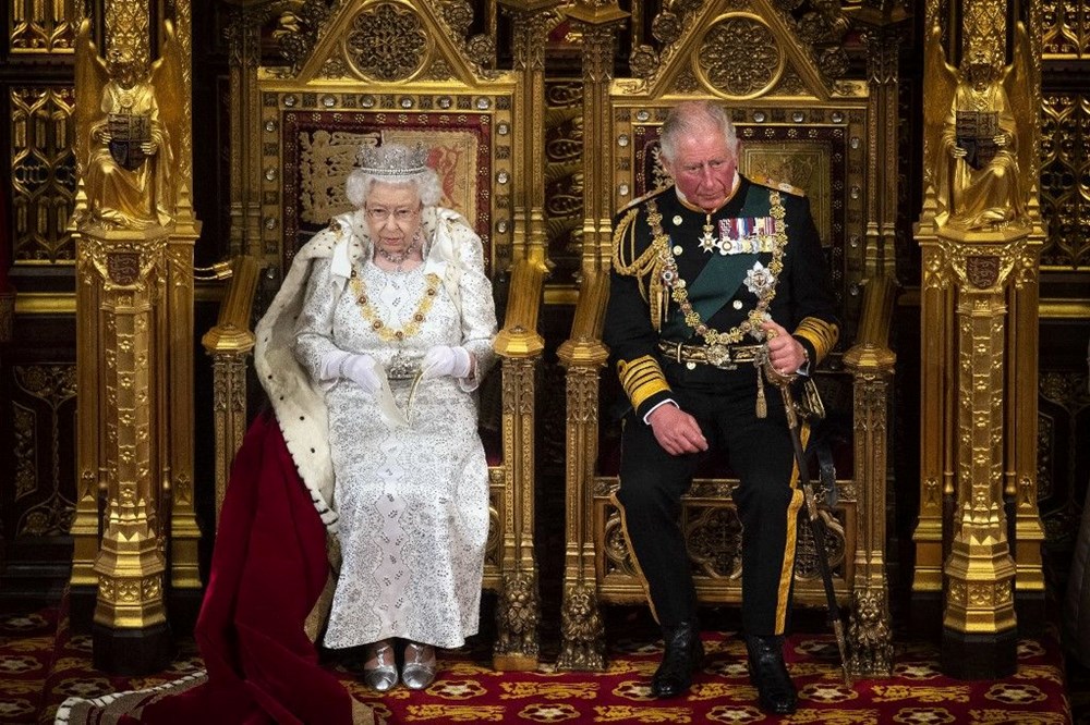 Tarihte bir ilk: Prens Charles, Kraliçe Elizabeth'in yerine geçti - 5