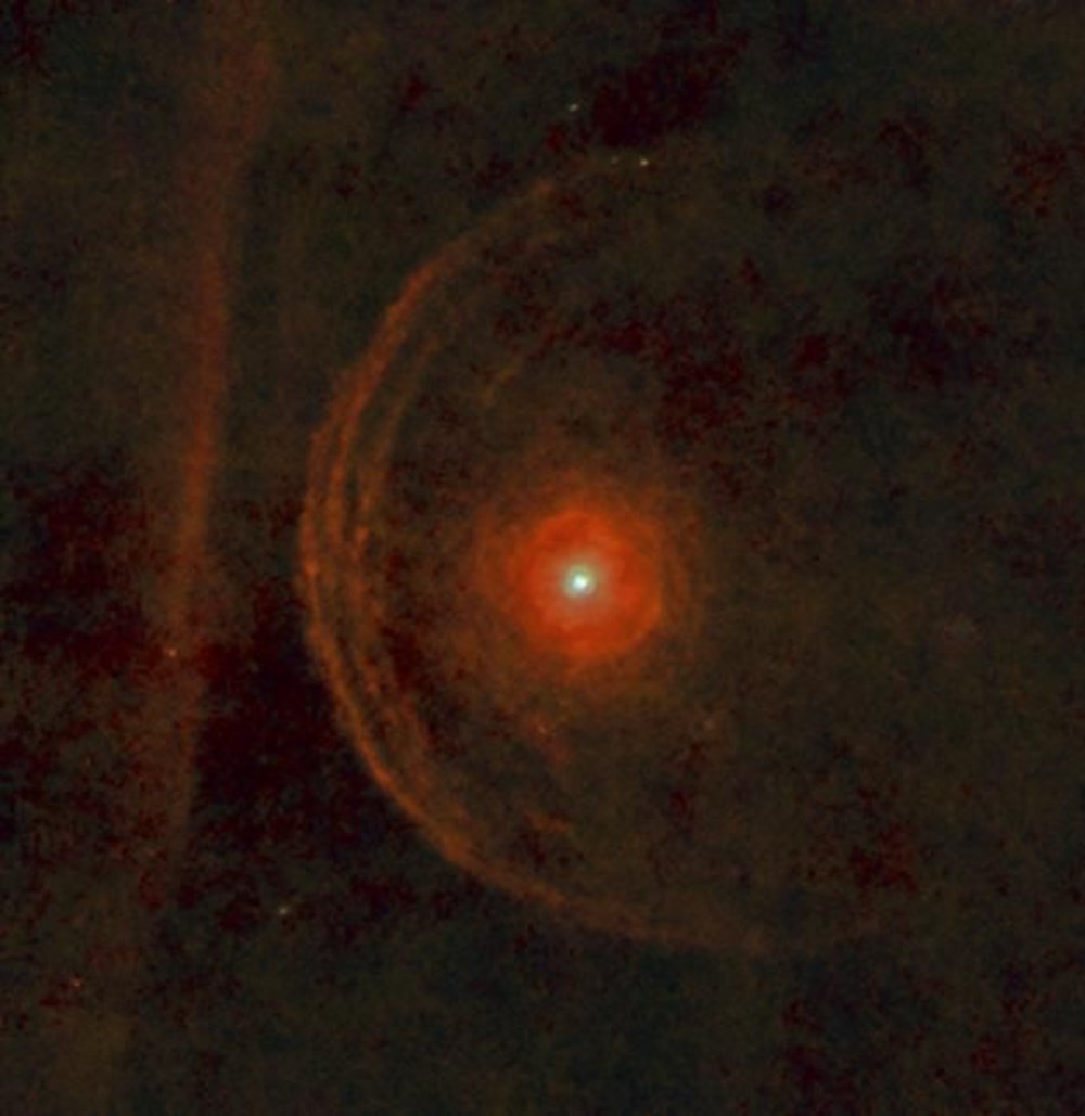 Devasa yıldız "Betelgeuse"un geçen yıl aniden ortadan kaybolmasının gizemi çözüldü - 9