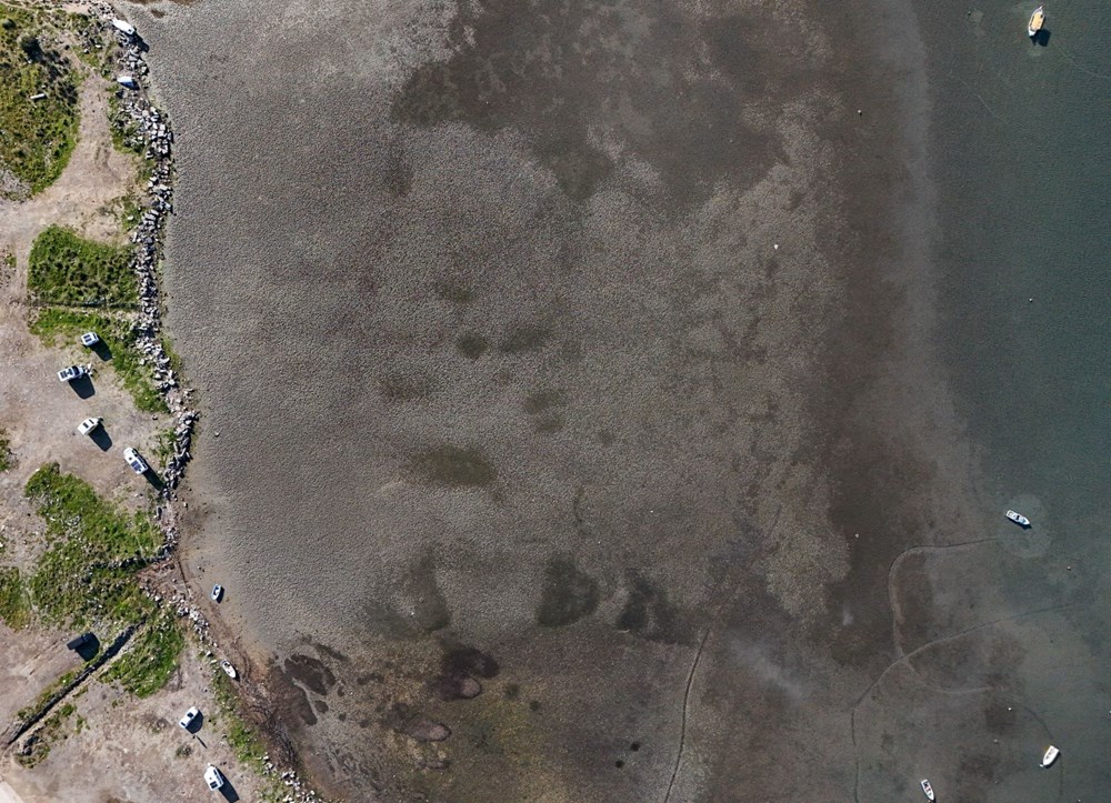 Uzmanı nedenini açıkladı: Deniz suyu kıyıdan 200 metre çekildi - 6