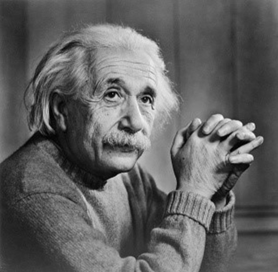 Ünlü fizikçi Albert Einstein dijital olarak hayata döndürüldü: Empati kuruyor, karmaşık fizik sorularını yanıtlıyor - 2
