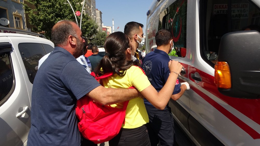 Muş’ta yangında can pazarı: 80 öğrenci sinir krizi geçirdi - 11