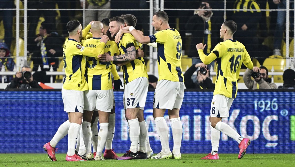 Rangers-Fenerbahçe rövanş maçı ne zaman, saat kaçta ve hangi kanalda canlı olarak yayınlanacak? Fenerbahçe'nin muhtemel 11'i Rangers-Fenerbahçe rövanş maçı ne zaman, saat kaçta ve hangi kanalda canlı olarak yayınlanacak? Fenerbahçe'nin muhtemel 11'i