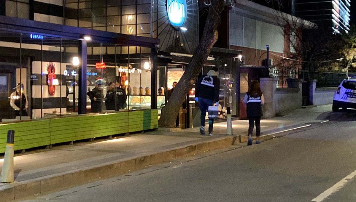 Beşiktaş'ta restoranda silahlı kavga: 1 yaralı Beşiktaş'ta restoranda silahlı kavga: 1 yaralı
