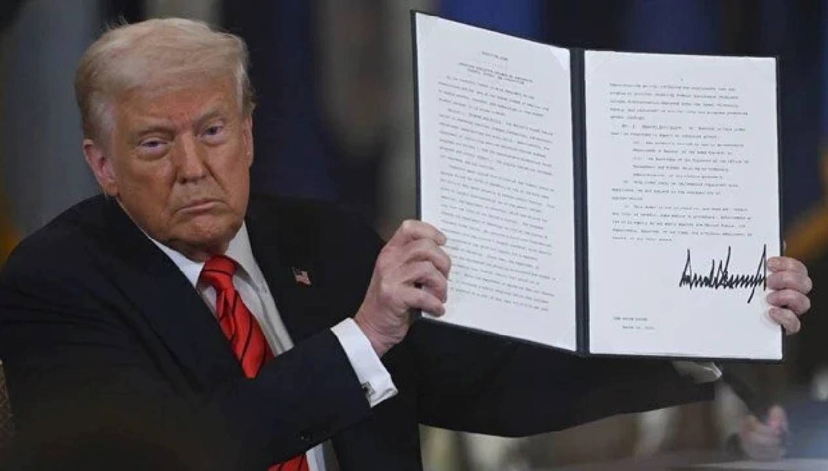 Trump Pentagon'un adını değiştirdi: Savaş Bakanlığı