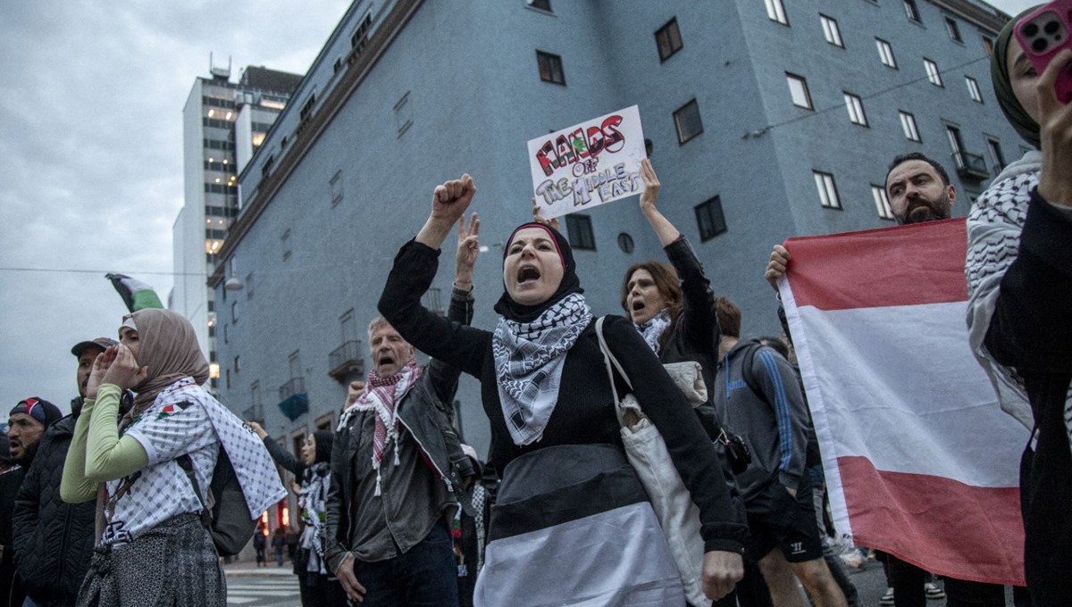 İsrail'in Gazze ve Lübnan'a saldırıları Avrupa ile Amerika'da protesto edildi İsrail'in Gazze ve Lübnan'a saldırıları Avrupa ile Amerika'da protesto edildi
