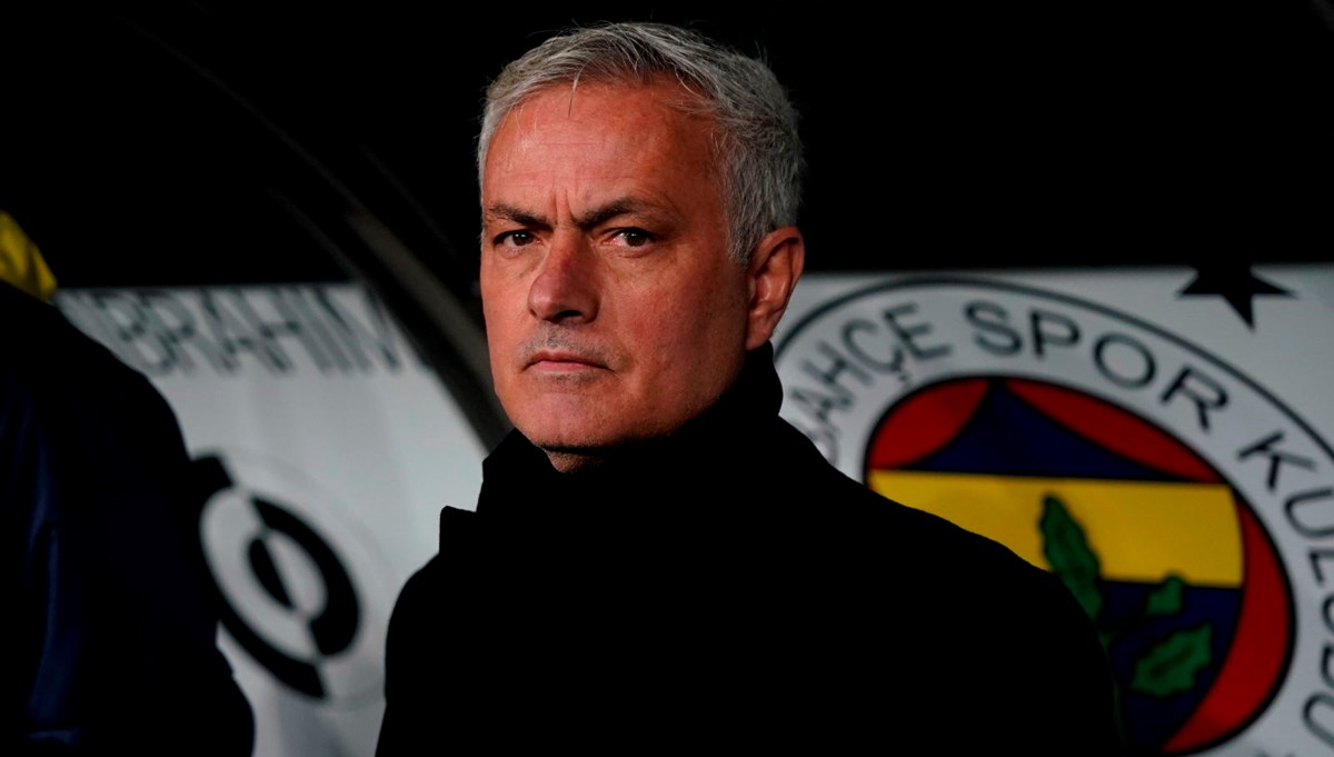 Jose Mourinho, Galatasaray karşısında ilk peşinde