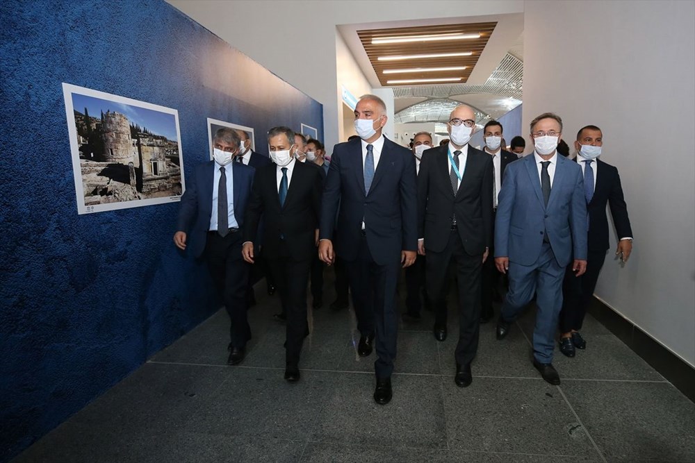 İstanbul Havalimanı Müzesi 'Türkiye'nin Hazineleri-Tahtın Yüzleri' sergisiyle açıldı - 4