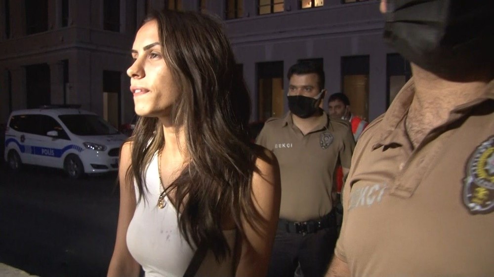 Ünlü oyuncu Ayşegül Çınar bıçaklı kavga sonrası gözaltında:7’si polis 12 yaralı - 5