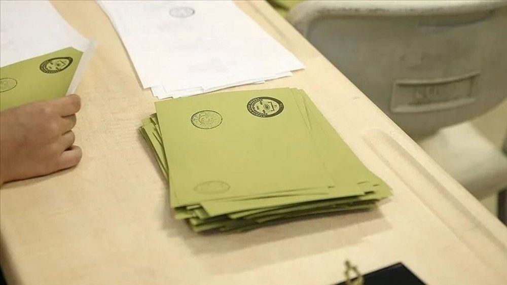 Türkiye sandık başında: Oy verme işlemi başladı - 4