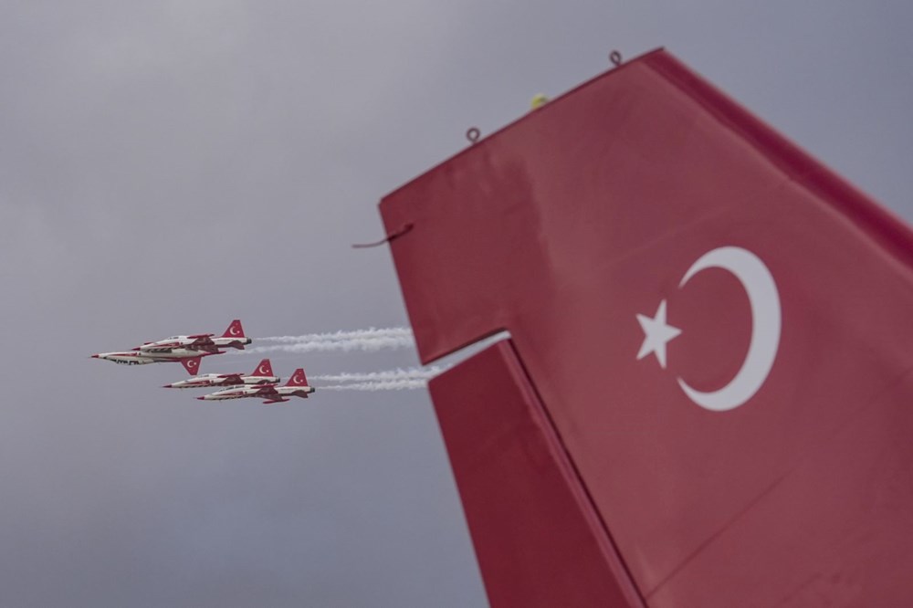 Türk Yıldızları'ndan TEKNOFEST KKTC'de gösteri uçuşu - 4