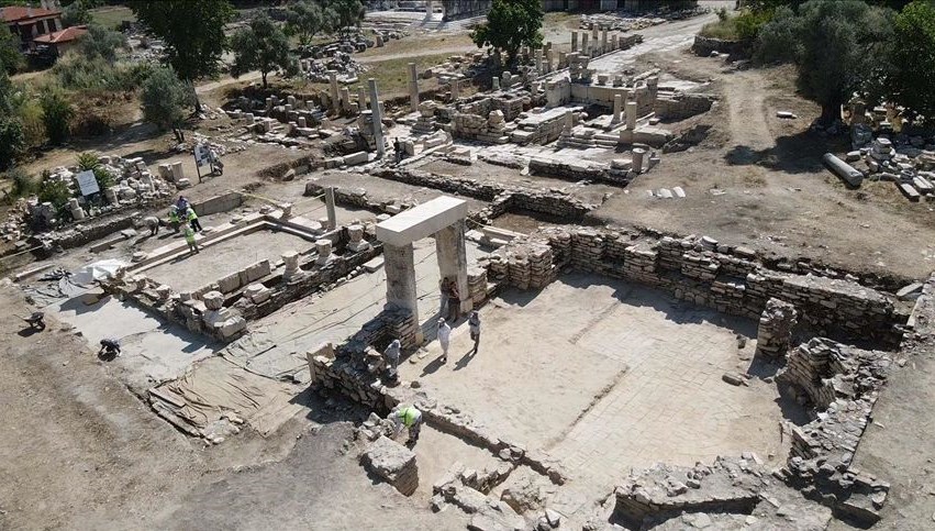 Stratonikeia'daki kütüphane ayağa kaldırılıyor