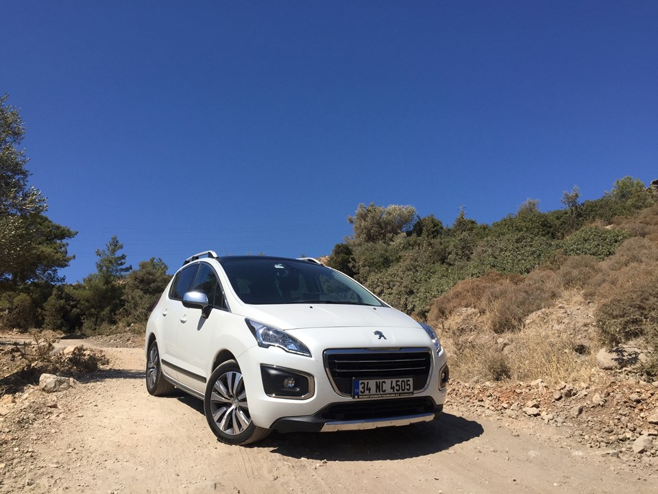 Aileler için ideal bir seçenek: Peugeot 3008 dizel-otomatik - 4