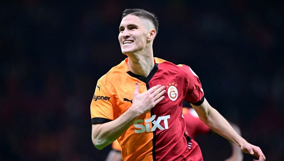 Galatasaray'ın yıldızından itiraf: "10 dakika içinde karar verdim, açıklamak imkansız" - 1