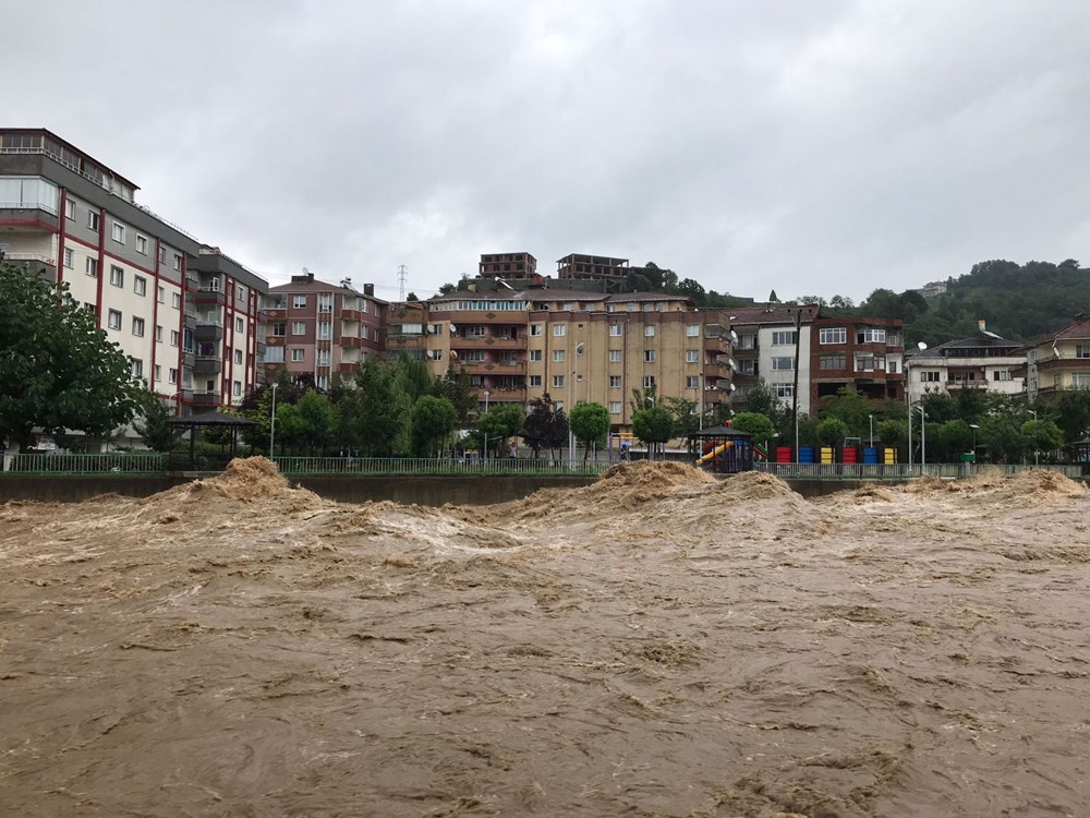Do�u Karadeniz yine sele teslim!