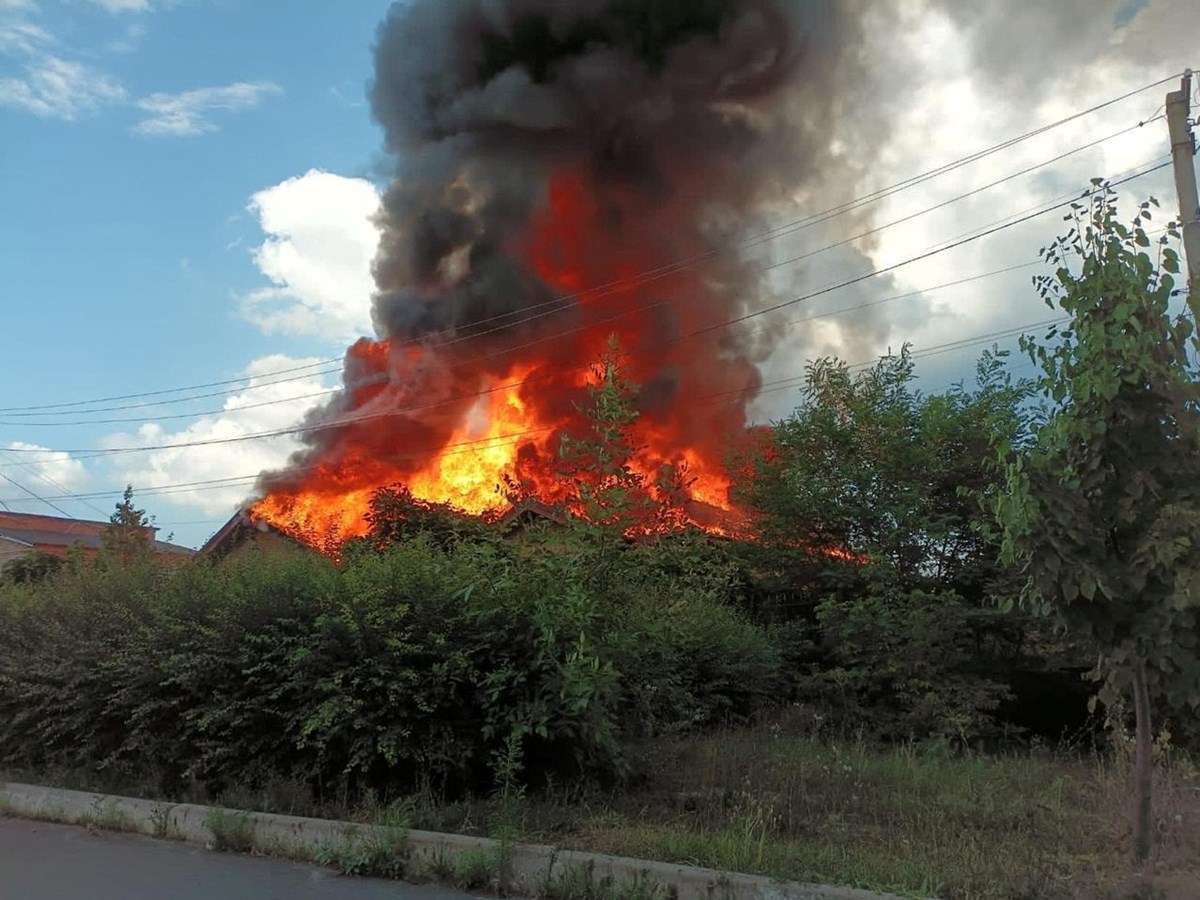 Rus güçleri son 24 saate Luhansk bölgesine 8 hava saldırısı yaptı.