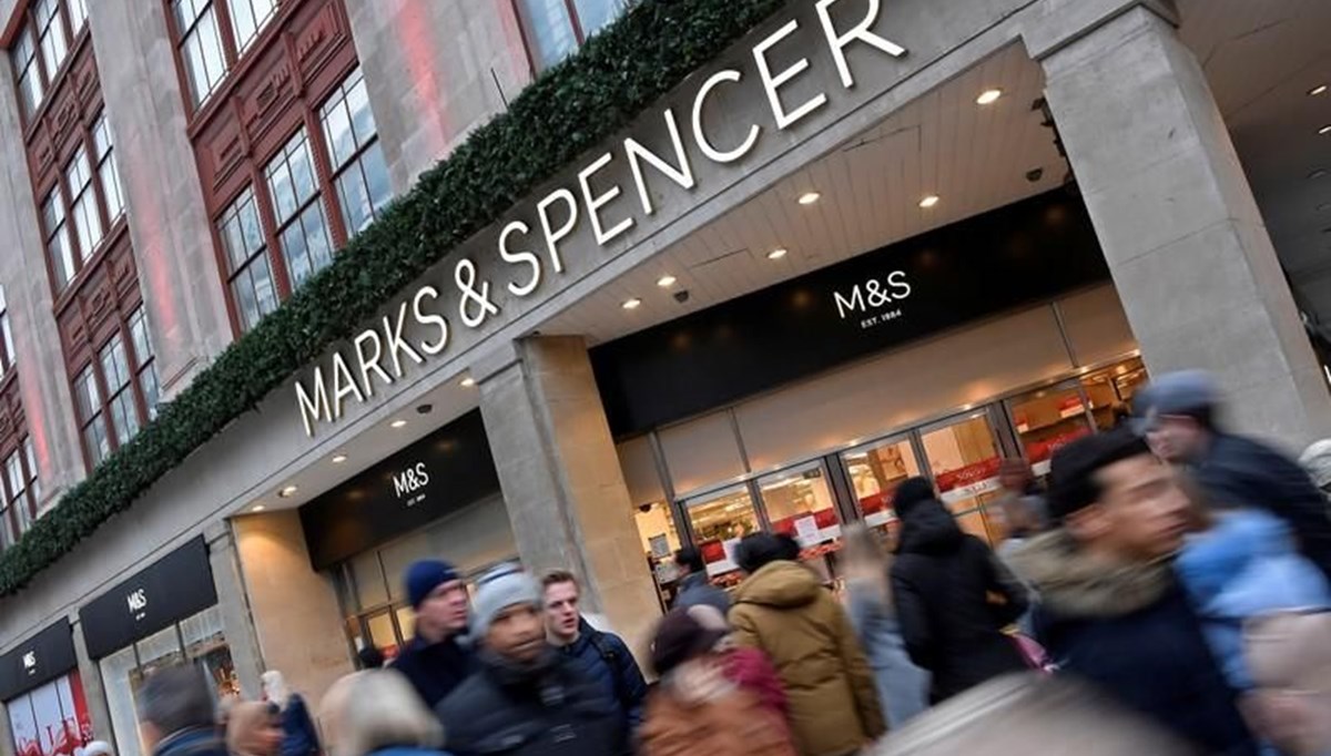 Marks and Spencer 94 yıl sonra ilk kez zarar etti