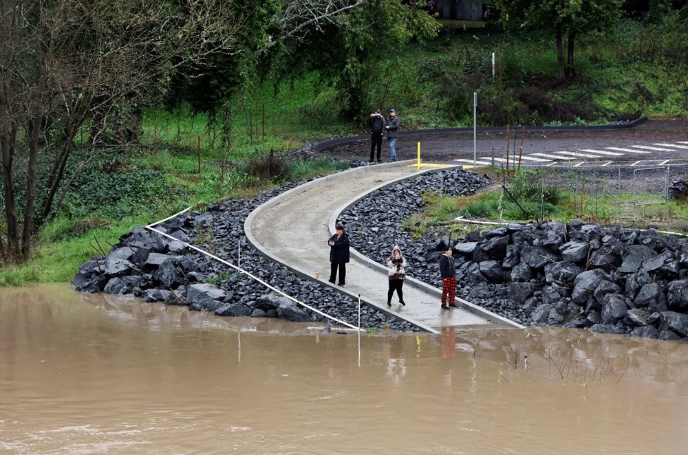 Kaliforniya'yı fırtına vurdu: 14 ölü, tahliye emirleri verildi - 2