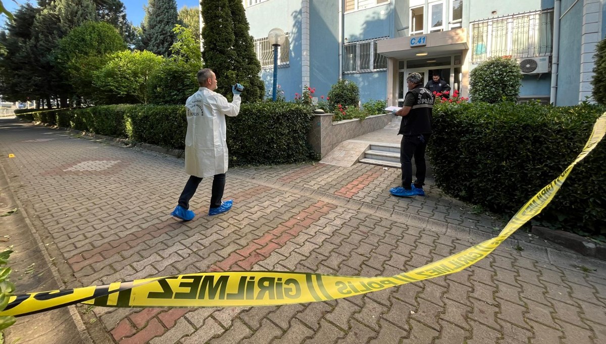 Apartman yöneticisinden komşuya pusu: Eşi ve çocuğunun gözü önünde vurdu Apartman yöneticisinden komşuya pusu: Eşi ve çocuğunun gözü önünde vurdu